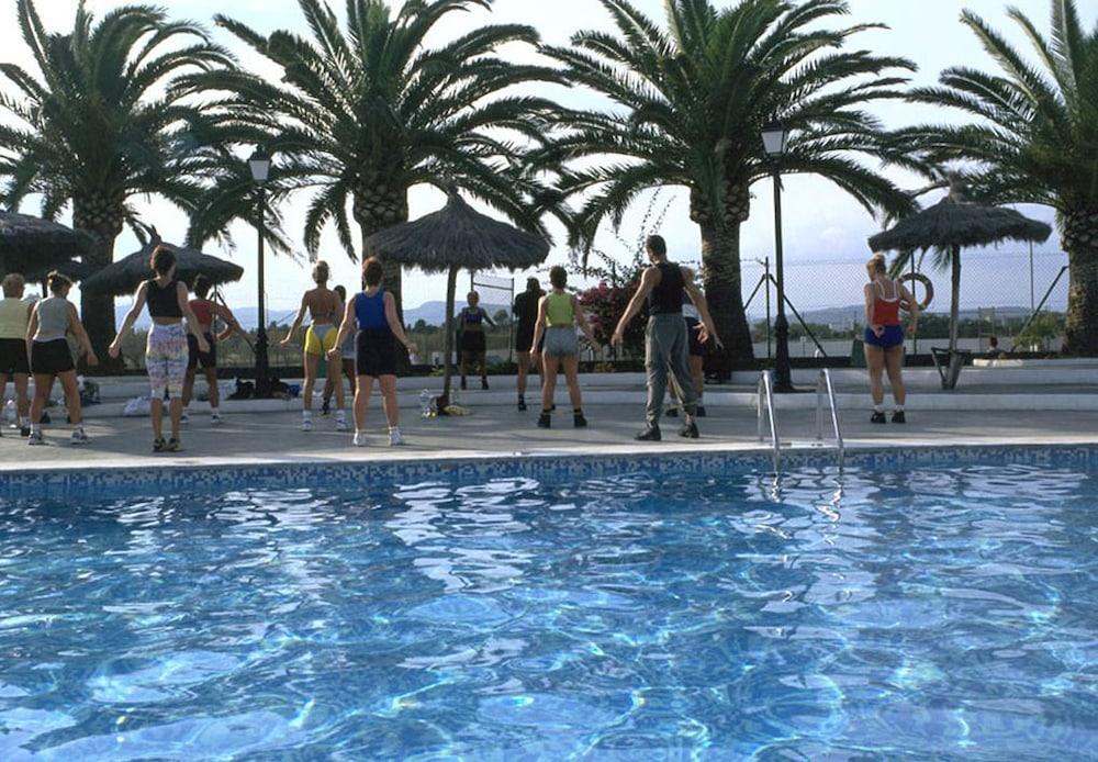 Acualandia Aparthotel